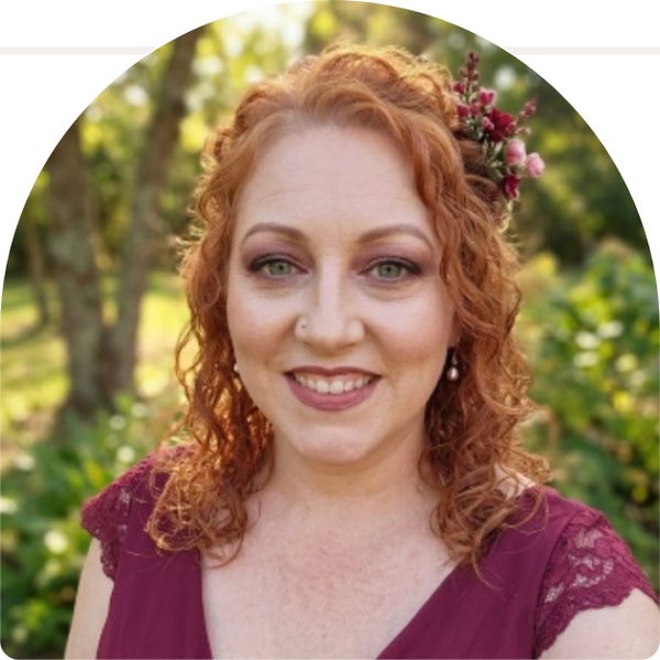 Kendra hair - half up with curls